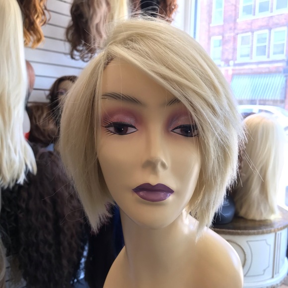 Blonde bob Lacefront wig